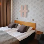 酒店 Hesehotelli Linja-autoasema 图尔库