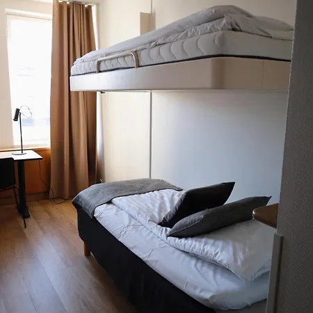 Hesehotelli Linja-autoasema מלון טורקו