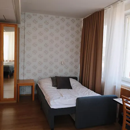 Hesehotelli Linja-autoasema מלון