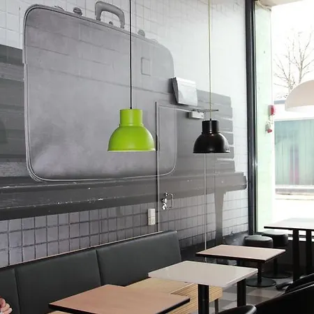 Hesehotelli Linja-autoasema 3*